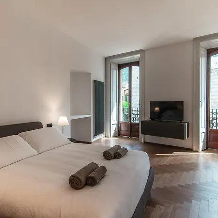 Dome's Magic - The House Of Travelers * Como