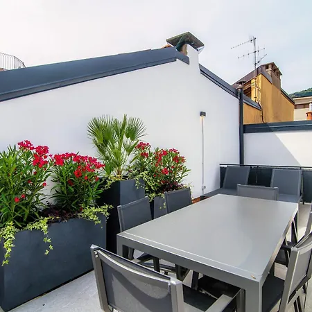 Dome's Magic - The House Of Travelers Apartmán *