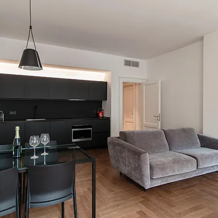 Dome's Magic - The House Of Travelers Apartment Como
