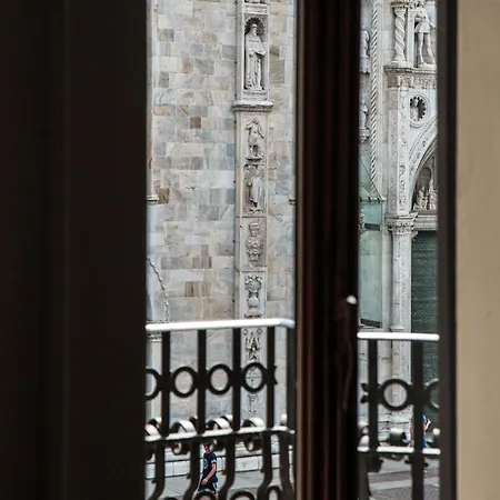 Dome's Magic - The House Of Travelers * Como