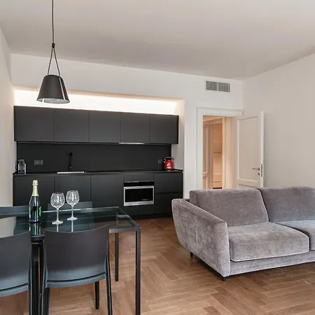 Dome's Magic - The House Of Travelers * קומו